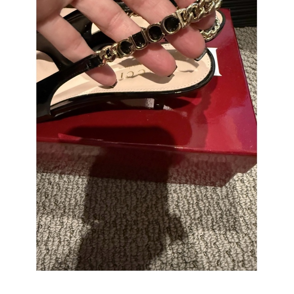 Gucci heels size 8 kitten heels, sling back gold Gucci pointed toe - Picture 8 of 9